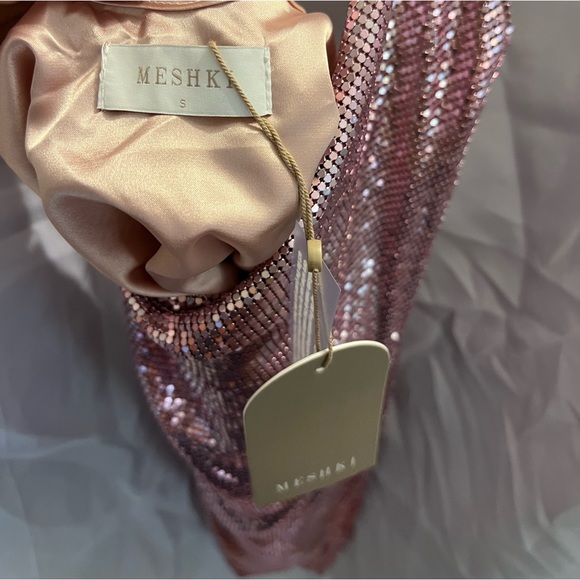 Dress - Picture 10 of 12